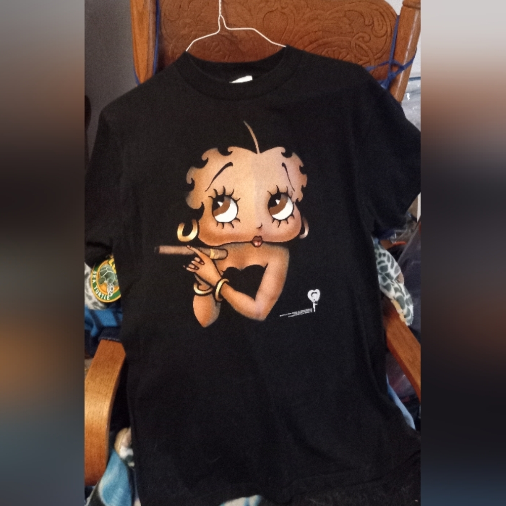 Betty Boop TShirt Size L